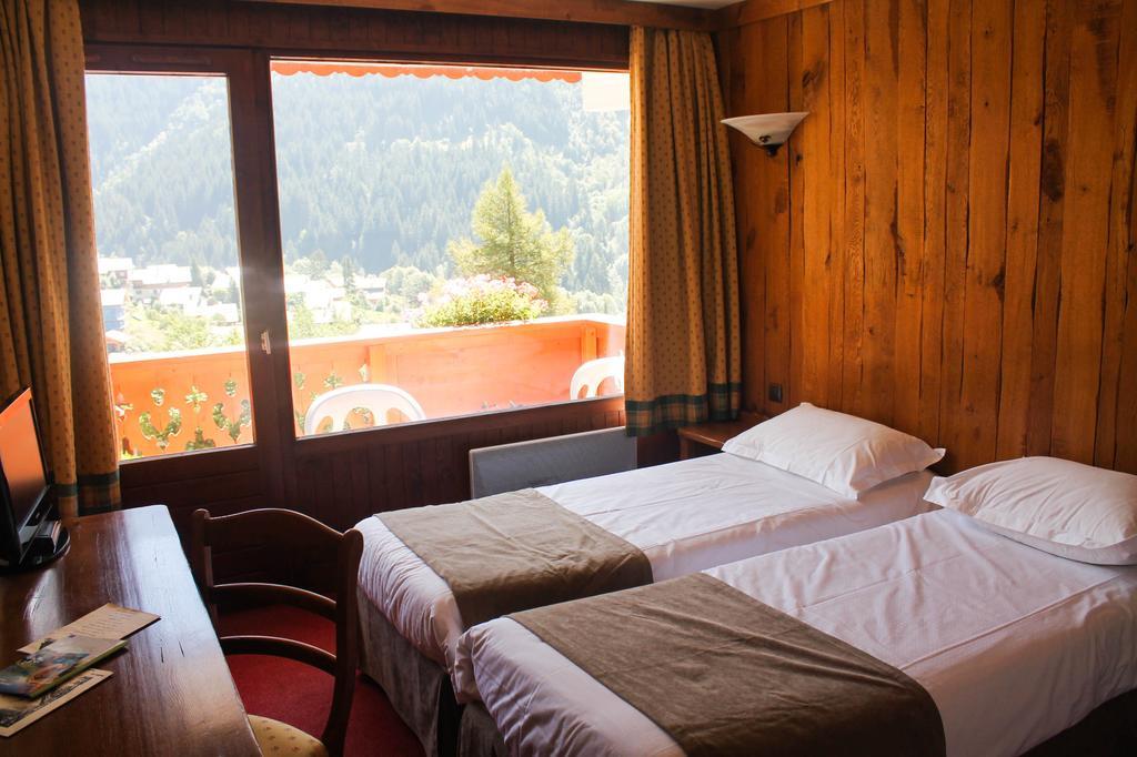 Hotel Ancolie - Champagny En Vanoise La Plagne Zewnętrze zdjęcie